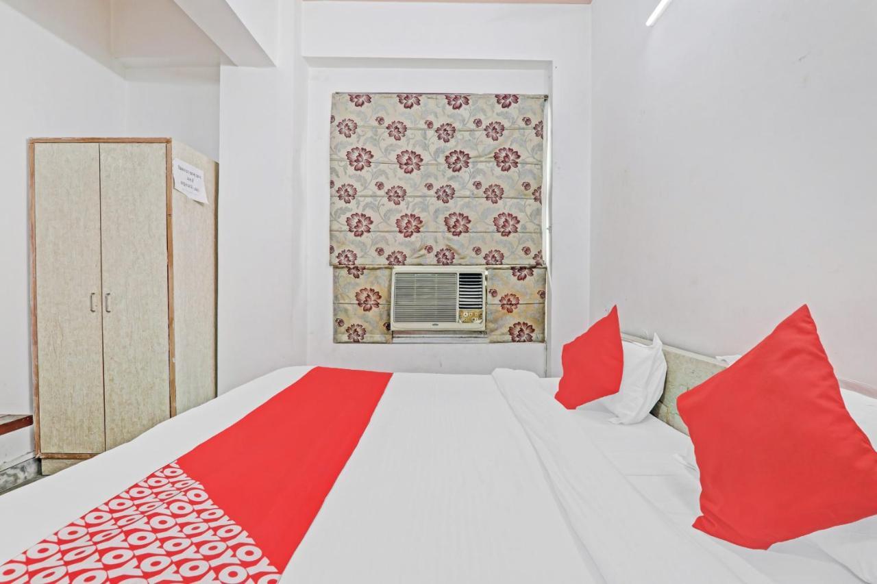 OYO 27695 Hotel Relation Kanpur Esterno foto