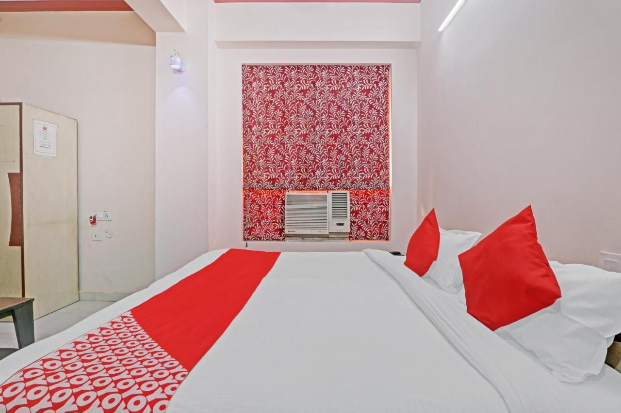 OYO 27695 Hotel Relation Kanpur Esterno foto