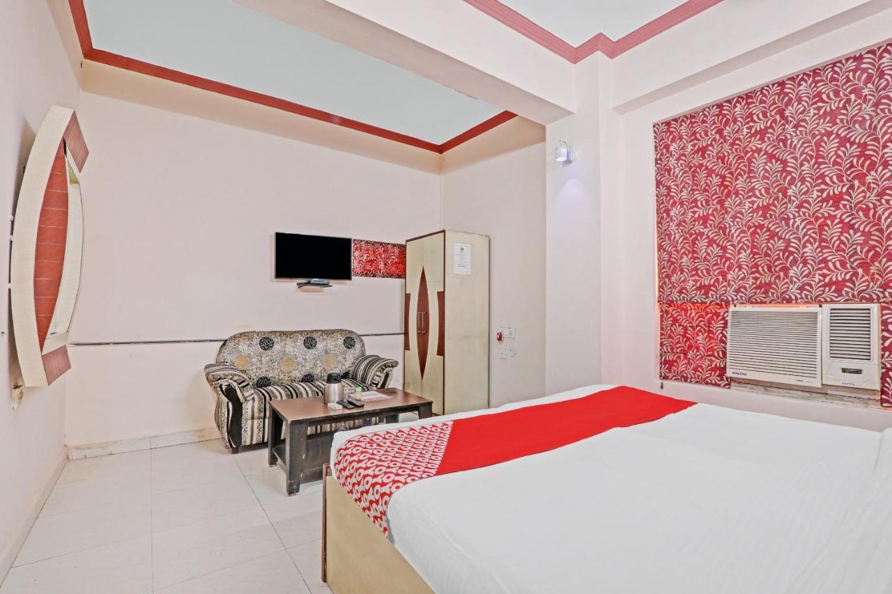 OYO 27695 Hotel Relation Kanpur Esterno foto