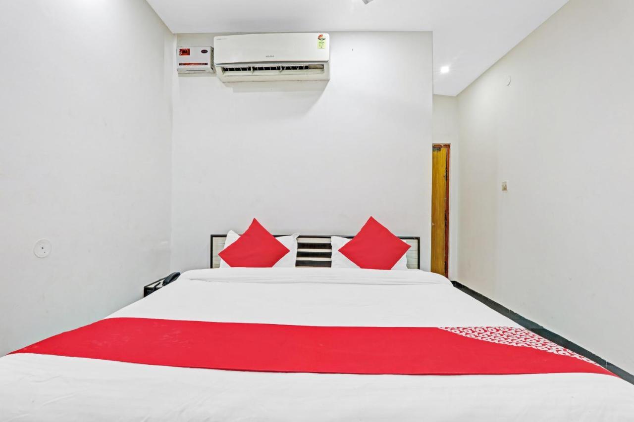 OYO 27695 Hotel Relation Kanpur Esterno foto