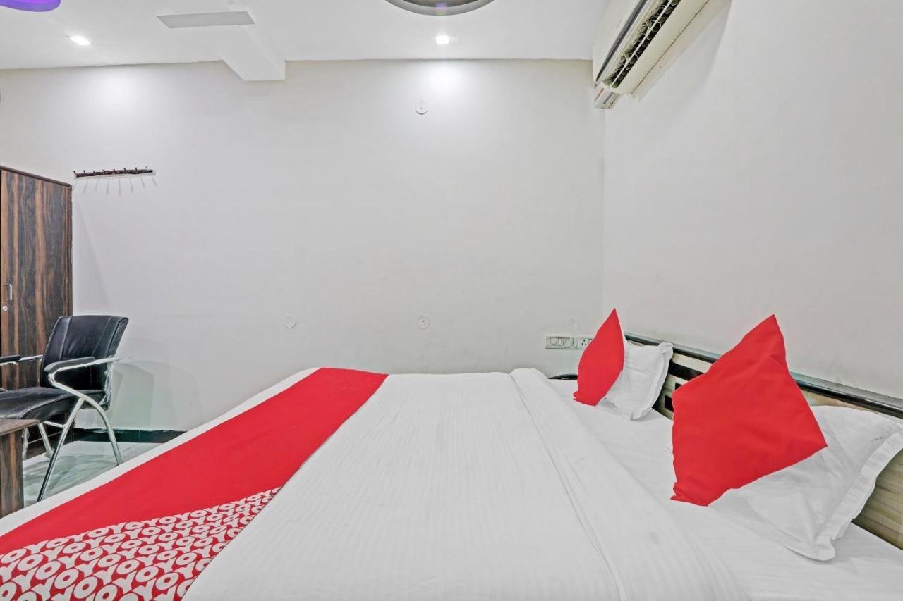 OYO 27695 Hotel Relation Kanpur Esterno foto