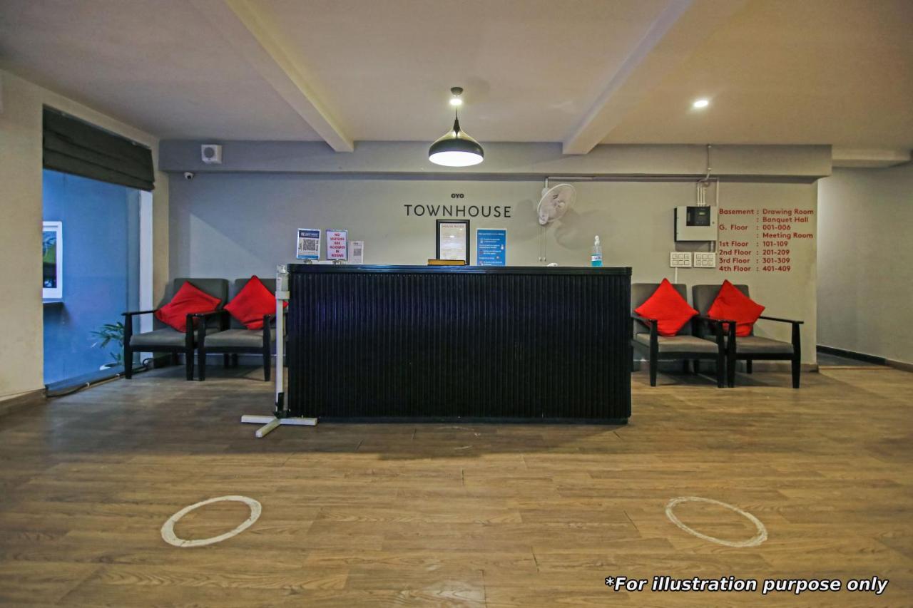 OYO 27695 Hotel Relation Kanpur Esterno foto